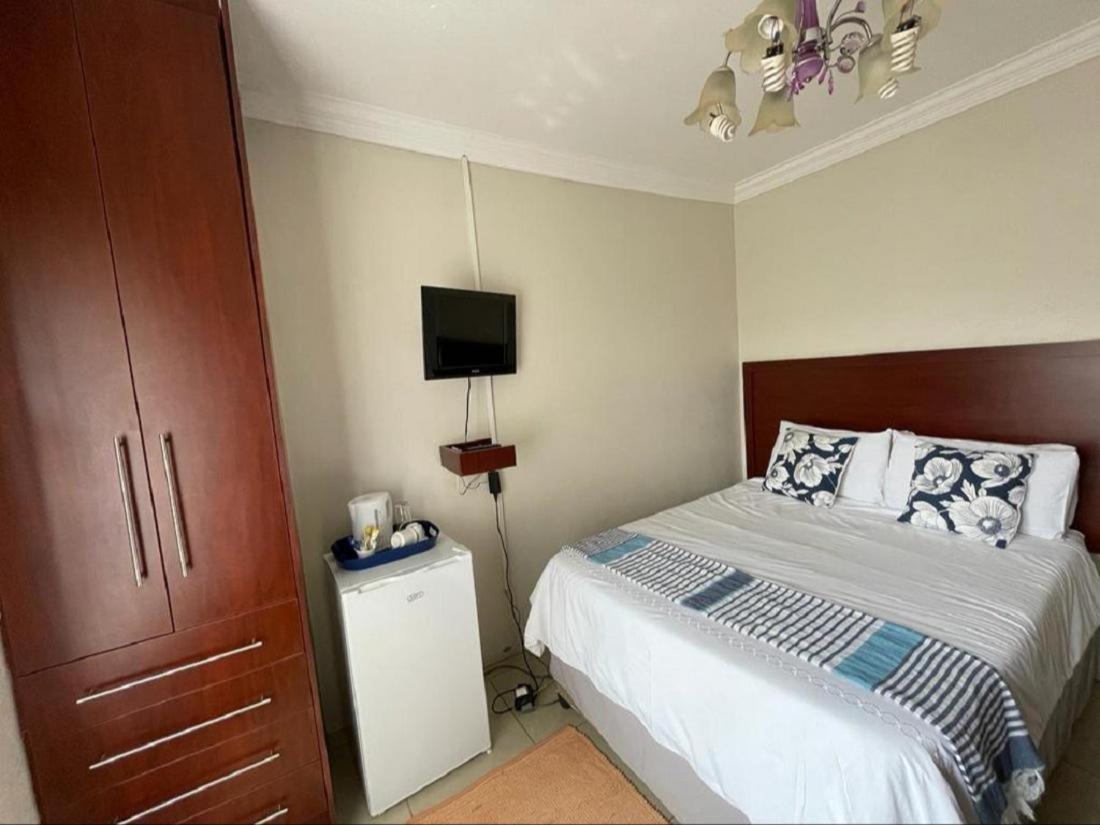 فندق بروغيرسفورتفي  Khutsong Guests House المظهر الخارجي الصورة